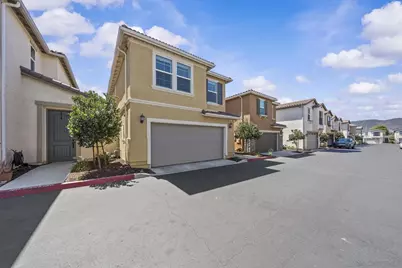  41917 Zafra St, Murrieta, CA 92562 - Photo 5