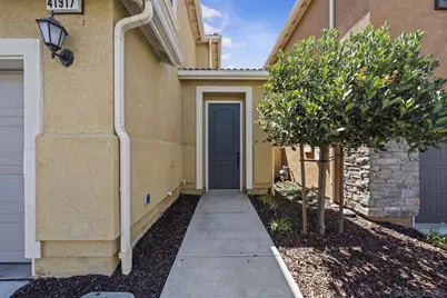  41917 Zafra St, Murrieta, CA 92562 - Photo 5