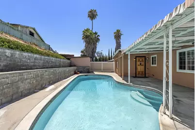  619 Meadowbrook Dr., San Diego, CA 92114 - Photo 29