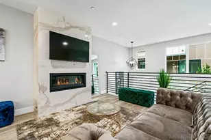 347 Oak Ave, Carlsbad, CA 92008 - Photo 5