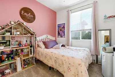  325 Royal #608, Escondido, CA 92025 - Photo 17