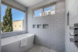 911 9th St, Coronado, CA 92118 - Photo 21