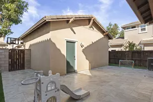 28327 TRIESE St, Murrieta, CA 92563 - Photo 31
