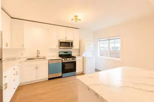 127 W 5th Ave, Escondido, CA 92025 - Photo 9