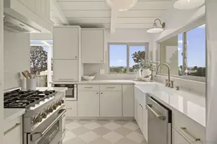 5636 Linda Rosa Ave, La Jolla, CA 92037 - Photo 13