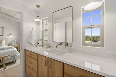 5636 Linda Rosa Ave, La Jolla, CA 92037 - Photo 27