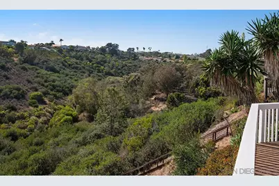  5942 Sagebrush Rd, La Jolla, CA 92037 - Photo 19