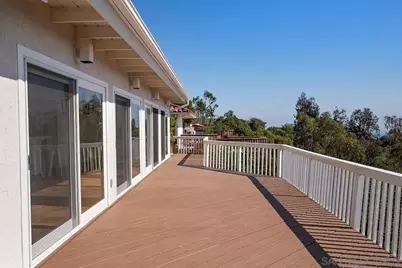  5942 Sagebrush Rd, La Jolla, CA 92037 - Photo 13