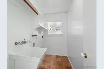  5942 Sagebrush Rd, La Jolla, CA 92037 - Photo 43
