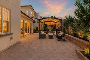9057 W Bluff Pl, Santee, CA 92071 - Photo 3