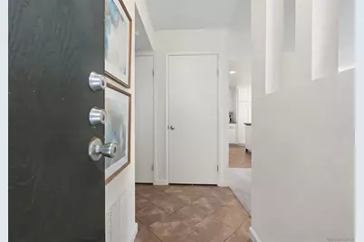  7780 Parkway Dr #1101, La Mesa, CA 91942 - Photo 3