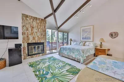  835 D Ave #4, Coronado, CA 92118 - Photo 23