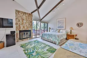 835 D Ave, Coronado, CA 92118 - Photo 23