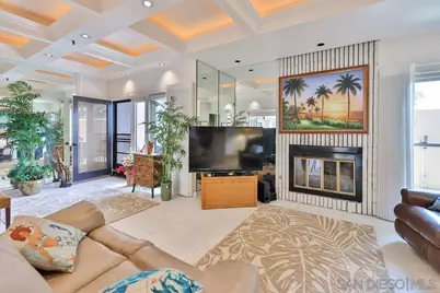  835 D Ave #4, Coronado, CA 92118 - Photo 11