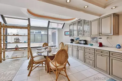  835 D Ave #4, Coronado, CA 92118 - Photo 15