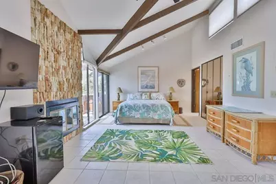  835 D Ave #4, Coronado, CA 92118 - Photo 25