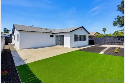  11355 Camarosa Cir, San Diego, CA 92126 - Photo 25