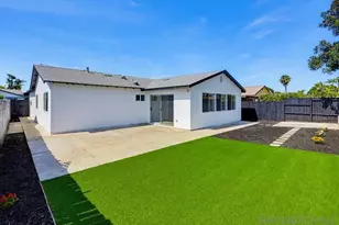 11355 Camarosa Cir, San Diego, CA 92126 - Photo 25