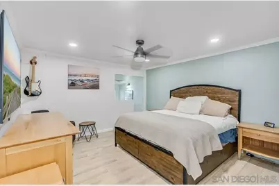  711 Island Ct #B, San Diego, CA 92109 - Photo 17