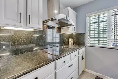  711 Island Ct #B, San Diego, CA 92109 - Photo 13