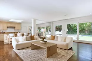 6639 Avenida De Las Pescas, La Jolla, CA 92037 - Photo 11