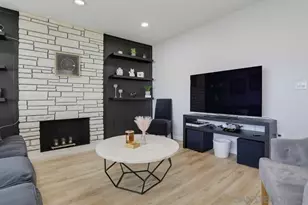 2718 Powhatan Ave, San Diego, CA 92117 - Photo 5
