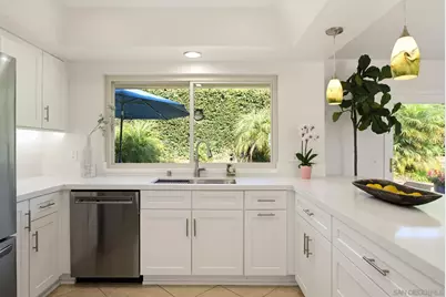  630 S Nardo, Solana Beach, CA 92075 - Photo 17
