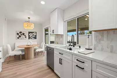  10935 Via Abaca, San Diego, CA 92126 - Photo 3