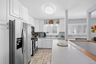 749 Zanzibar Ct, San Diego, CA 92109 - Photo 25