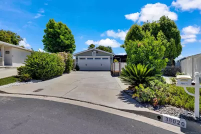  38020 Calle Confite, Murrieta, CA 92563 - Photo 3