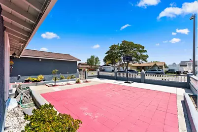  240 Ledgewood Ln, San Diego, CA 92114 - Photo 5