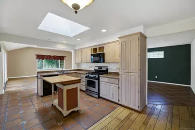  16538 Redwood Circle, Fountain Valley, CA 92708 - Photo 9