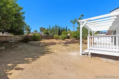  2738 Oak Hill Dr, Escondido, CA 92027 - Photo 37
