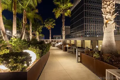  888 W E Street #3502, San Diego, CA 92101 - Photo 17