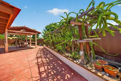  1380 Plaza Vista, San Diego, CA 92114 - Photo 9