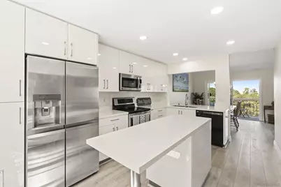  6567 Caminito Catalan, La Jolla, CA 92037 - Photo 5