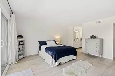  6567 Caminito Catalan, La Jolla, CA 92037 - Photo 21