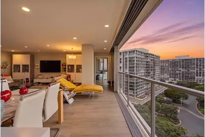  1750 Avenida Del Mundo #1008, Coronado, CA 92118 - Photo 3