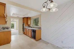 1731 Caminito Ardiente, La Jolla, CA 92037 - Photo 5