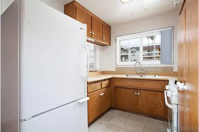  5219 Kesling Street, San Diego, CA 92117 - Photo 9