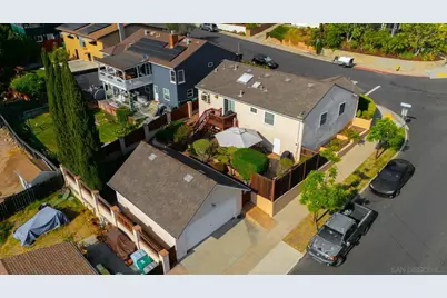  4704 Austin Dr, San Diego, CA 92115 - Photo 5