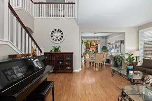 6898 Camino De Amigos, Carlsbad, CA 92009 - Photo 5