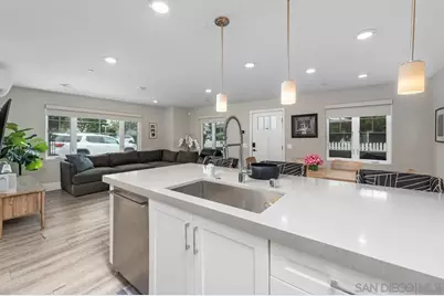  803 Kennebeck Ct, San Diego, CA 92109 - Photo 11