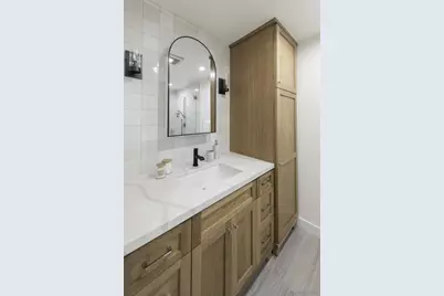  635 Paseo De La Playa #305, Redondo Beach, CA 90277 - Photo 13