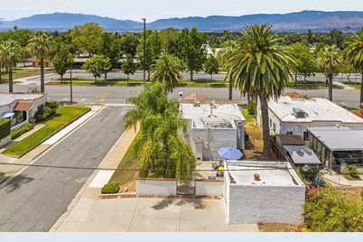  1011 W Cypress Ave, Redlands, CA 92373 - Photo 55
