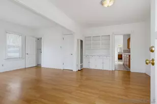 1033-39 Isabella, Coronado, CA 92118 - Photo 3