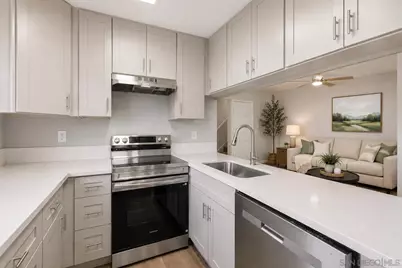  621 D Street #107, Chula Vista, CA 91910 - Photo 3