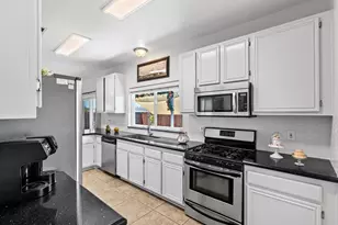 1313 Bethany Pl, El Cajon, CA 92021 - Photo 9