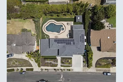  6645 Avenida De Las Pescas, La Jolla, CA 92037 - Photo 33