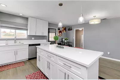  5567 Las Alturas, San Diego, CA 92114 - Photo 3